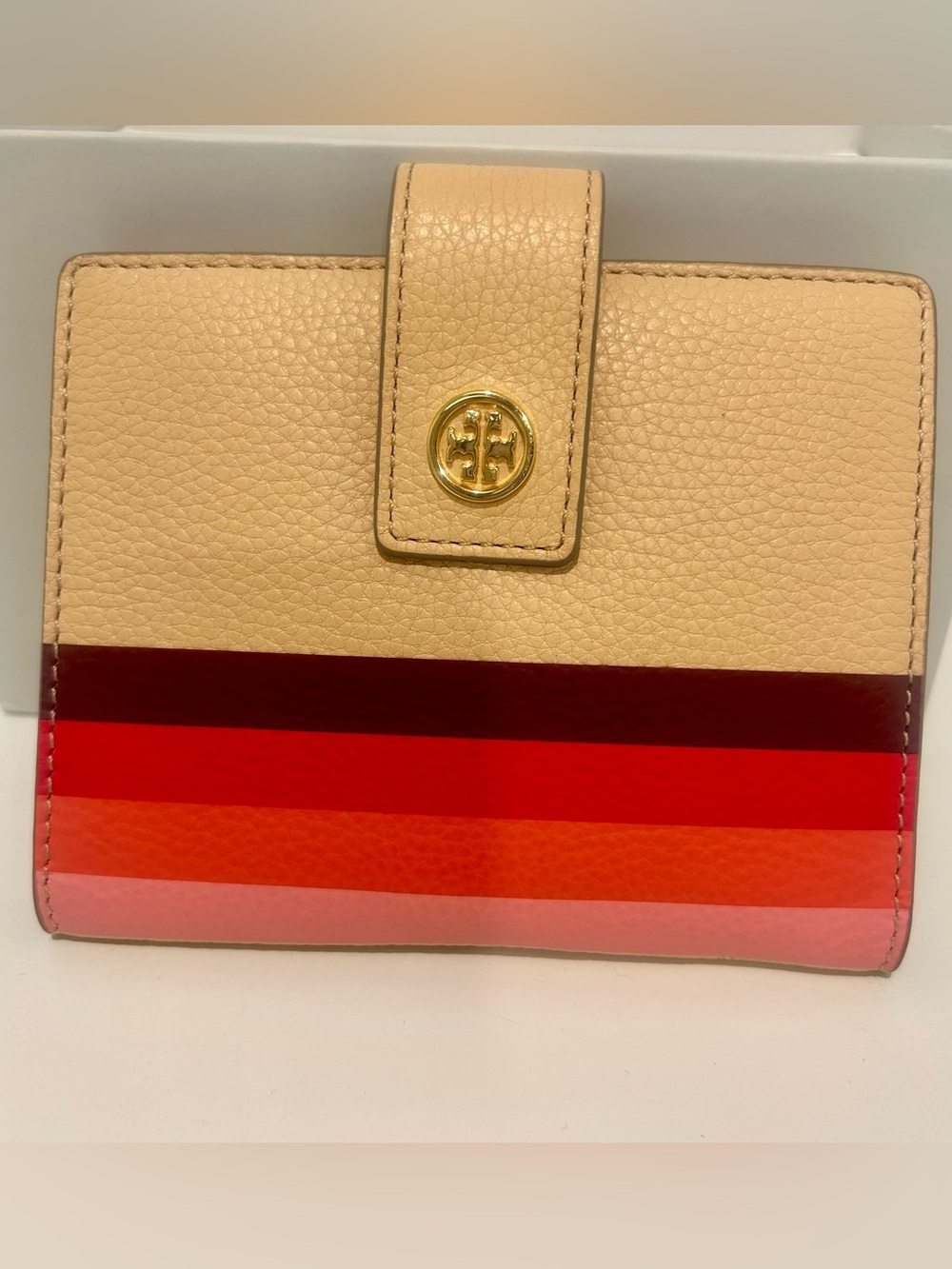 TORY BURCH Beige Pebbled Leather Wallet (NEW) - Picture 8 of 8